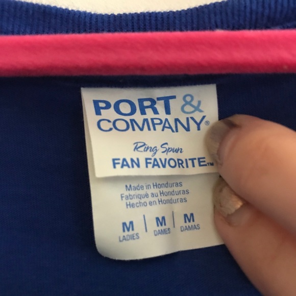 NEW Don’t Judge a Book by its Movie T-shirt - Picture 5 of 5